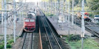 MODERNIZAREA CAII FERATE BUCURESTI-CRAIOVA – Licitatii pentru studii de fezabilitate si proiecte tehnice in valoare de 97 milioane lei