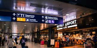 STATISTICA OFICIALA – Transportul aerian de pasageri din Romania a scazut cu 69% in 2020