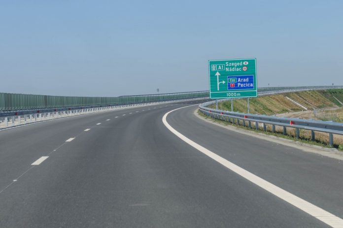 SPATIILE DE SERVICII DE PE A1 SI A2, PREDATE MOL SI ROMPETROL