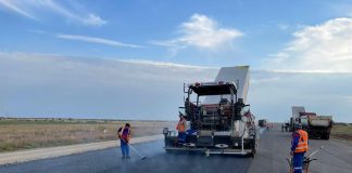 A TREIA OARA E CU NOROC – CNAIR reuseste dupa 10 ani si trei constructori sa finalizeze Centura orasului Mihailesti. Inaugurarea se va face cu 3 luni inainte de termen