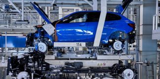 BMW ANUNTA INVESTITII DE UN MILIARD DE EURO – Jumatate dintre cei 4.400 de angajati ai grupului vor lucra in electromobilitate, pana in 2030