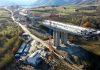 PRIMII KILOMETRI DIN AUTOSTRADA SIBIU–PITESTI, APROAPE GATA – Stadiul lucrarilor pe santierul Sectiunii 1 Sibiu – Boita a ajuns la 90%