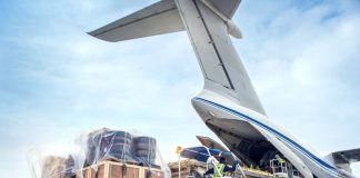 TRANSPORTUL AERIAN DE MARFURI, IN CRESTERE – IATA anunta o crestere globala de 9,4%. Willie Walsh: „Impactul reactiilor guvernamentale la varianta Omicron este o preocupare. Daca va reduce cererea de calatorie, problemele de capacitate vor deveni mai acute