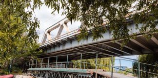 POD PIETONAL LANGA CALEA FERATA DIN PARCUL HERASTRAU – Primaria Capitalei a lansat o licitatie de 3,7 milioane lei fara TVA