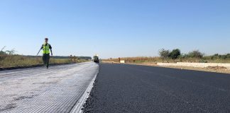 SE TOARNA PRIMUL STRAT DE ASFALT PE CENTURA NOJORID – Centura Nojorid si Santandrei costa 84 milioane lei fara TVA