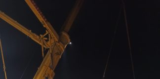 AKTOR LUCREAZA SI NOAPTEA – Ritm sustinut pe Lotul 3 din A0. Grecii de la Aktor termina în doua zile de montat grinzile metalice peste deschiderile 1 si 3, pod A1 si grinzile centrale pentru podul Sabar. Tronsonul ar putea fi dat in trafic in august 2024