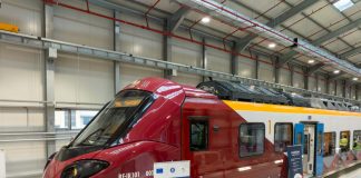 TRENURI NOI – A fost semnat contractul pentru achizitia a 37 de trenuri electrice noi, de lung parcurs