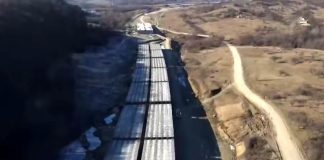 PORR, APLAUDAT LA SCENA DESCHISA – Progres fizic seminificativ pe Sectiunea 4 Tigveni-Curutea de Arges din Autostrada Sibiu-Pitesti. Desi termenul de finalizare e 2027, s-ar putea circula pe sectiune la finalul lui 2025. Tunelurile Daniela si Alina, aproape gata