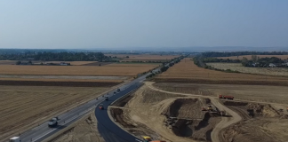 Autostrada A7 Bacău-Pașcani: se așterne asfaltul la nodul rutier Roman Sud