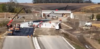 500 de muncitori și 300 de utilaje pe lotul 2 al Autostrăzii Bacău – Pașcani