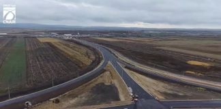 Video: Imagini aeriene de pe șantierul autostrăzii A7 Bacău – Pașcani. Stadiul de execuție a depășit 70%