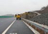 Se montează parapeții pe Autostrada Transilvania