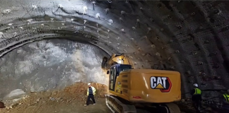 Lucrările avansează pe Autostrada Sibiu – Pitești. A fost străpunsă și a doua galerie a tunelului Boița 1
